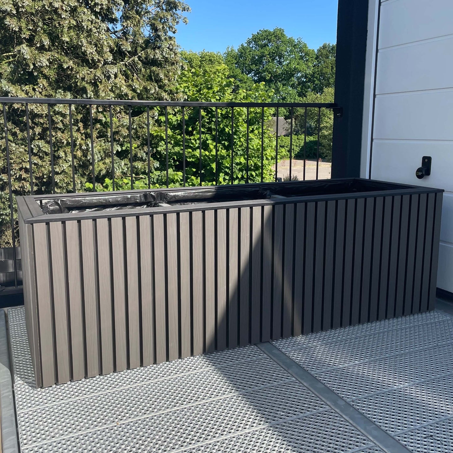 Luxe Plantenbak voor Buiten – Composiet Houtlook