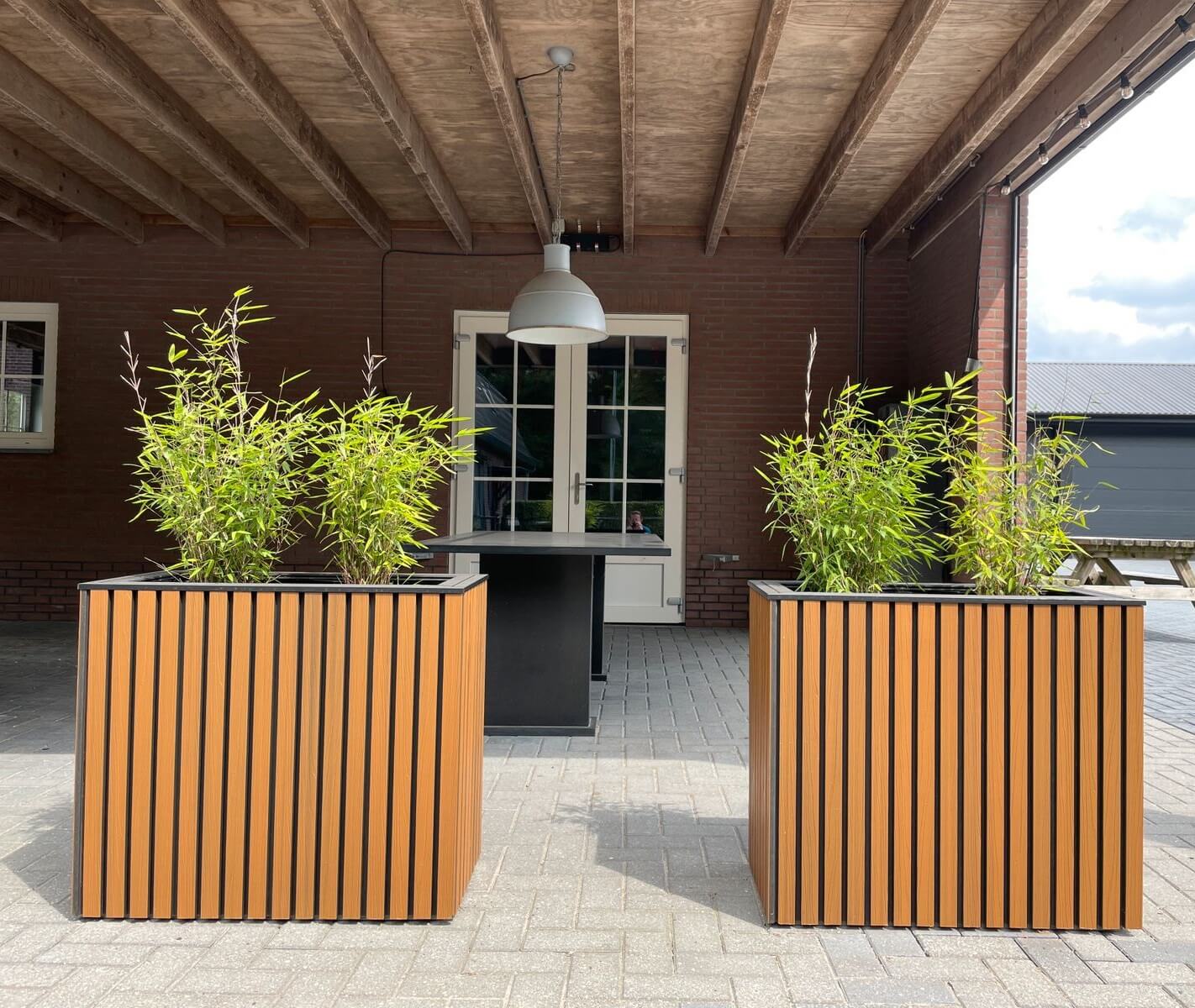 Luxe Plantenbak voor Buiten – Composiet Houtlook